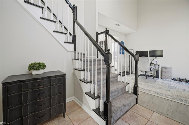 Photo 2 of 40 residential for sale in Chesapeake virginia