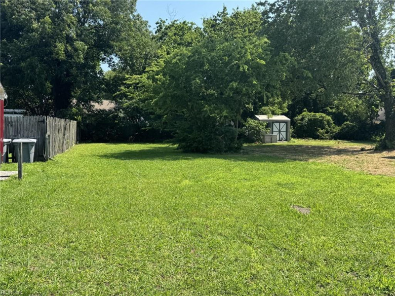 Photo 2 of 3 land for sale in Hampton virginia