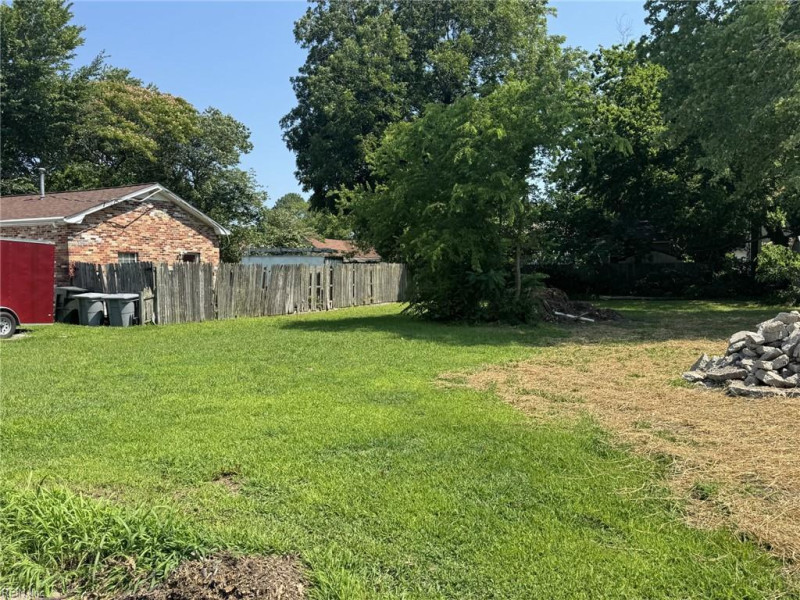 Photo 3 of 3 land for sale in Hampton virginia