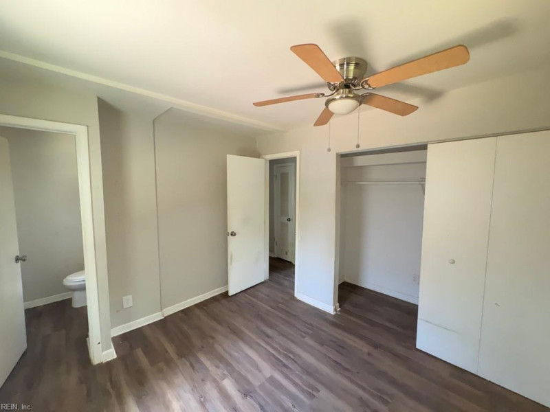 Photo 13 of 15 residential for sale in Norfolk virginia