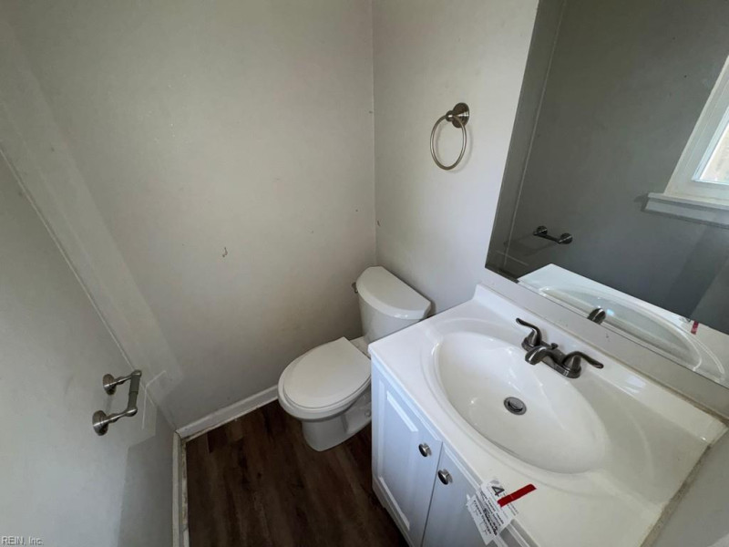 Photo 14 of 15 residential for sale in Norfolk virginia