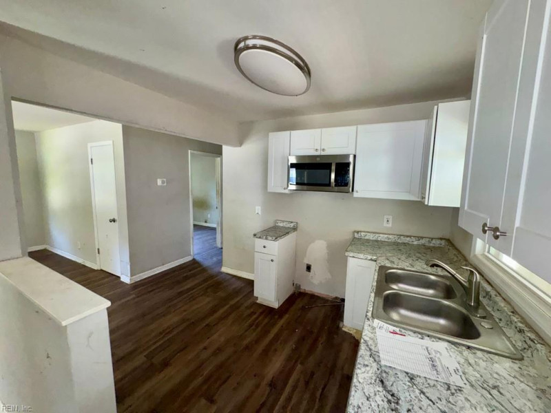 Photo 7 of 15 residential for sale in Norfolk virginia