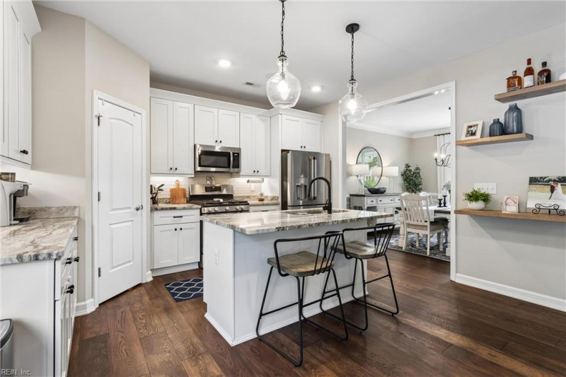 Photo 12 of 50 residential for sale in Poquoson virginia