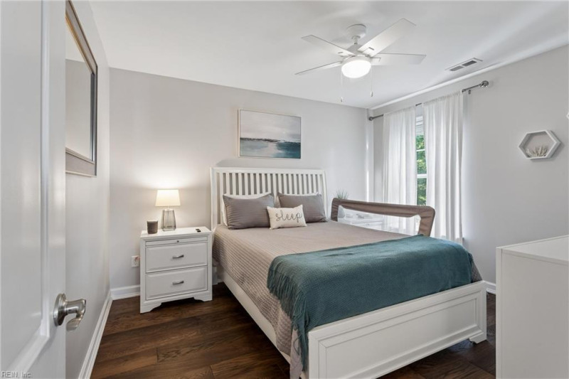 Photo 26 of 50 residential for sale in Poquoson virginia