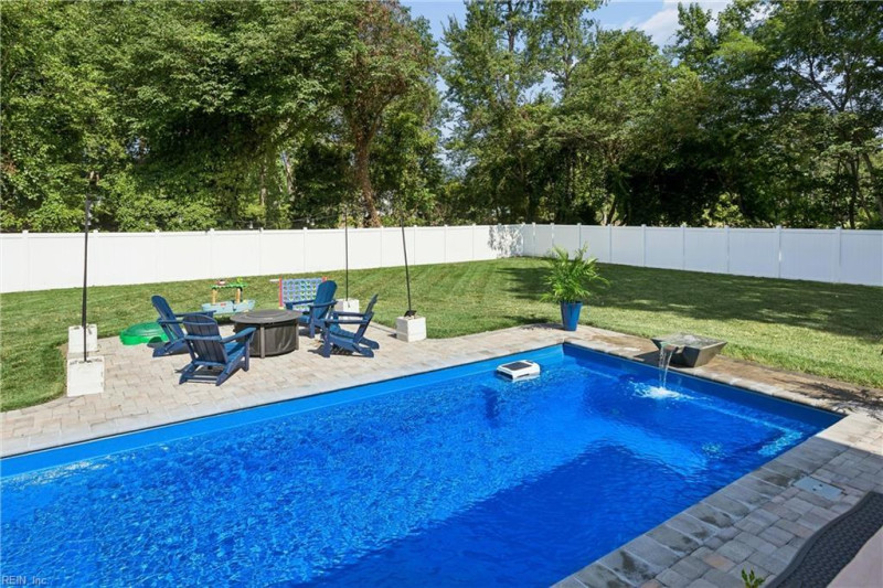 Photo 41 of 50 residential for sale in Poquoson virginia