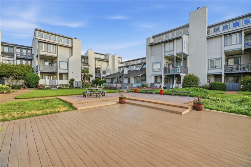 Photo 10 of 50 residential for sale in Hampton virginia