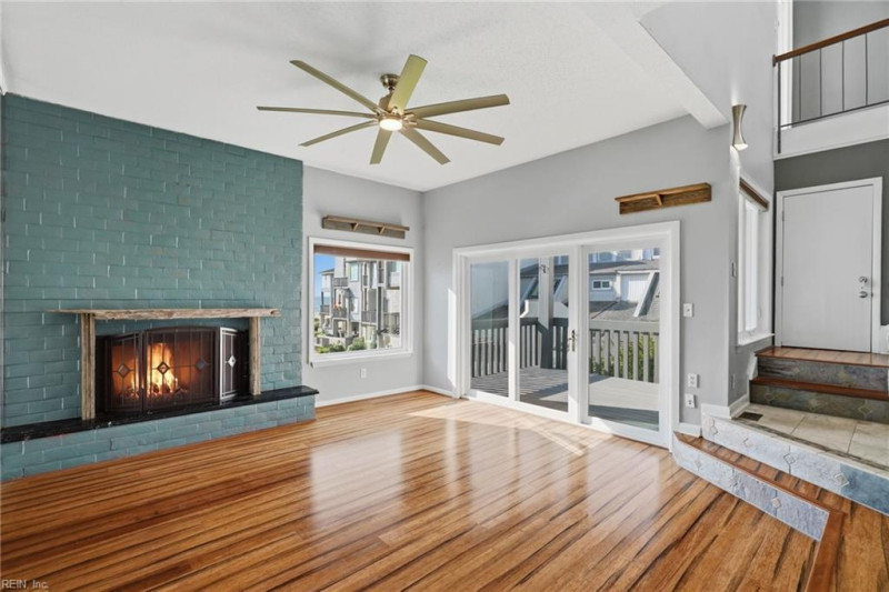 Photo 17 of 50 residential for sale in Hampton virginia