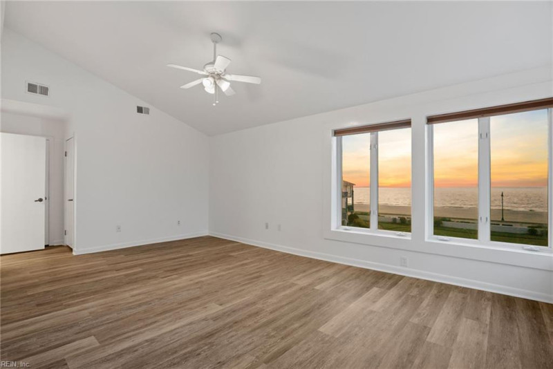 Photo 34 of 50 residential for sale in Hampton virginia