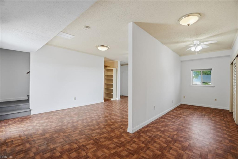 Photo 41 of 50 residential for sale in Hampton virginia