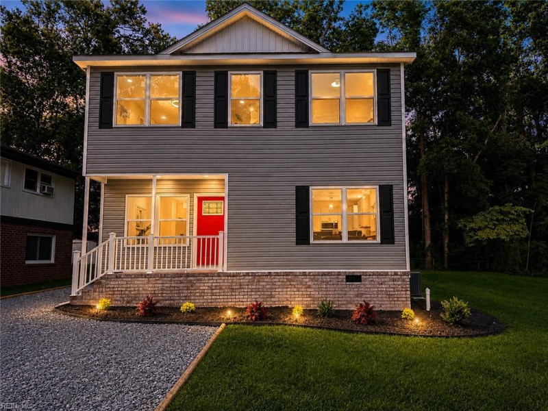 Photo 1 of 32 residential for sale in Isle of Wight County virginia