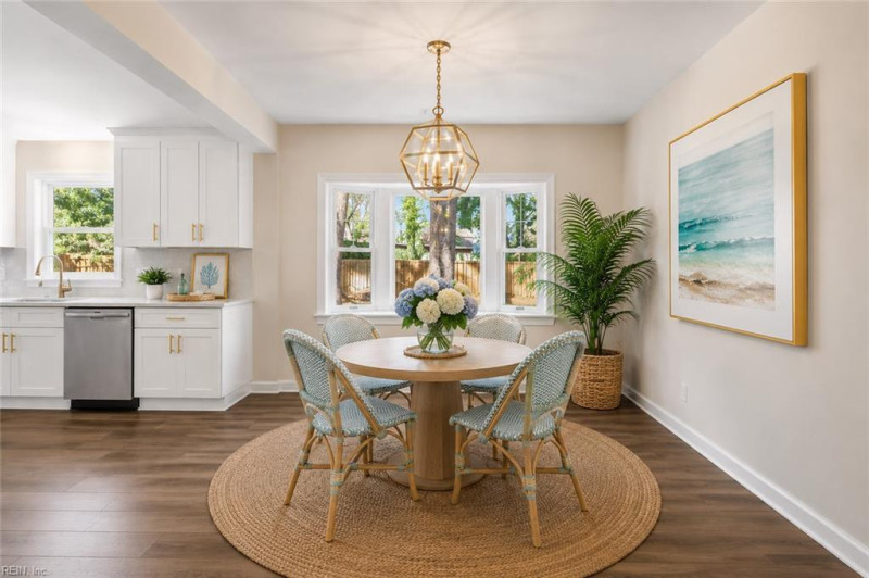 Photo 7 of 22 residential for sale in Virginia Beach virginia