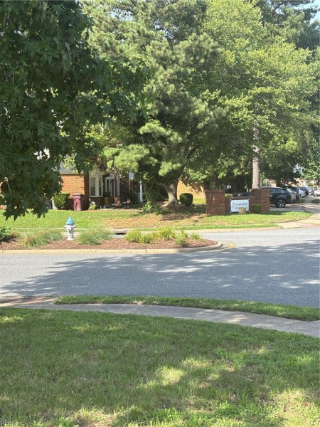 Photo 3 of 11 residential for sale in Chesapeake virginia Photo 3 of 11 residential for sale in Chesapeake virginia
