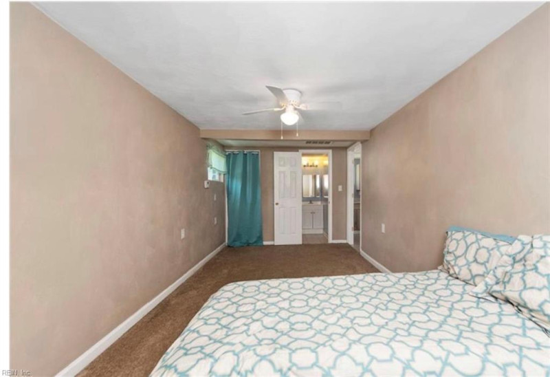 Photo 15 of 17 residential for sale in Portsmouth virginia