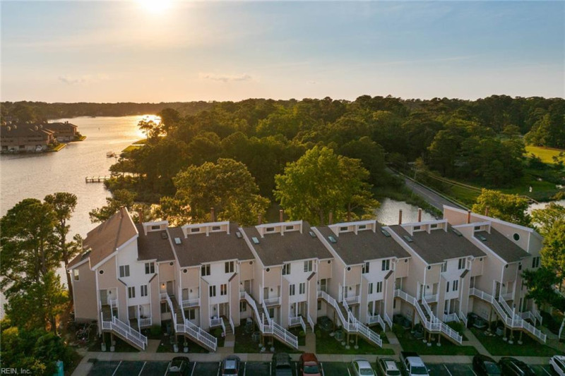 Photo 40 of 42 residential for sale in Virginia Beach virginia