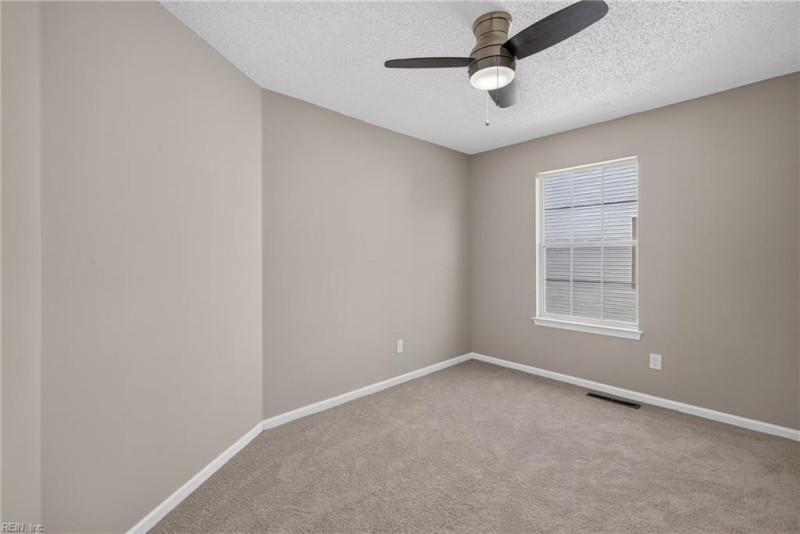 Photo 19 of 31 residential for sale in Virginia Beach virginia