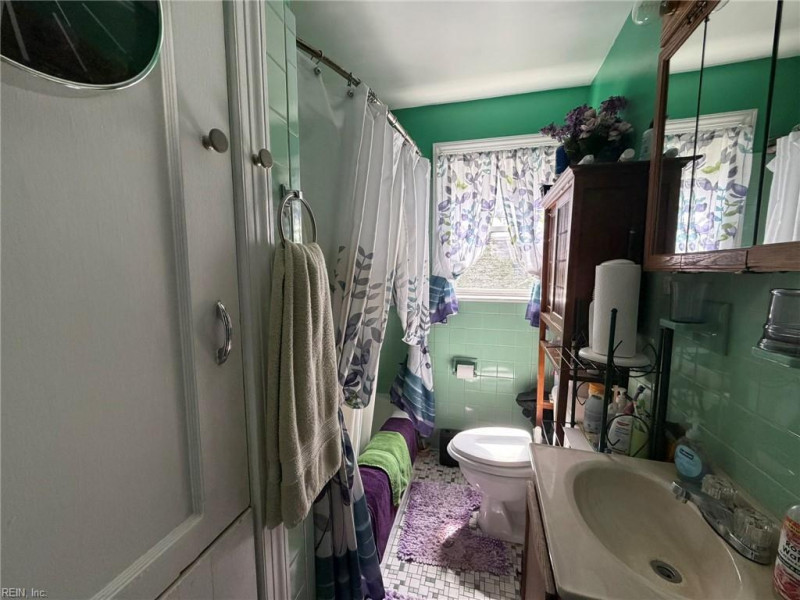 Photo 13 of 28 residential for sale in Norfolk virginia