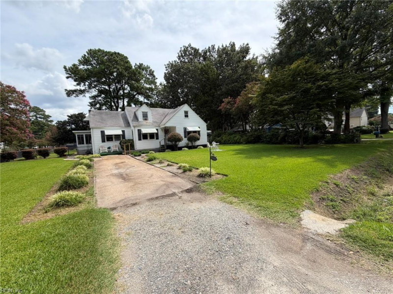 Photo 2 of 28 residential for sale in Norfolk virginia