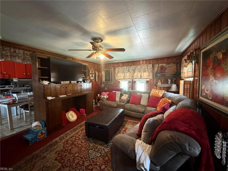Photo 8 of 28 residential for sale in Norfolk virginia