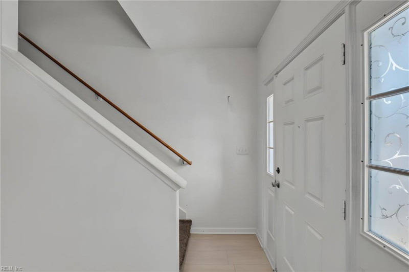 Photo 5 of 42 residential for sale in Chesapeake virginia Photo 5 of 42 residential for sale in Chesapeake virginia