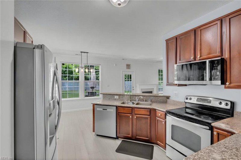 Photo 8 of 42 residential for sale in Chesapeake virginia Photo 8 of 42 residential for sale in Chesapeake virginia
