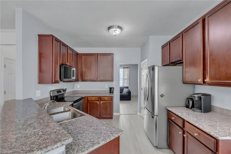 Photo 9 of 42 residential for sale in Chesapeake virginia Photo 9 of 42 residential for sale in Chesapeake virginia