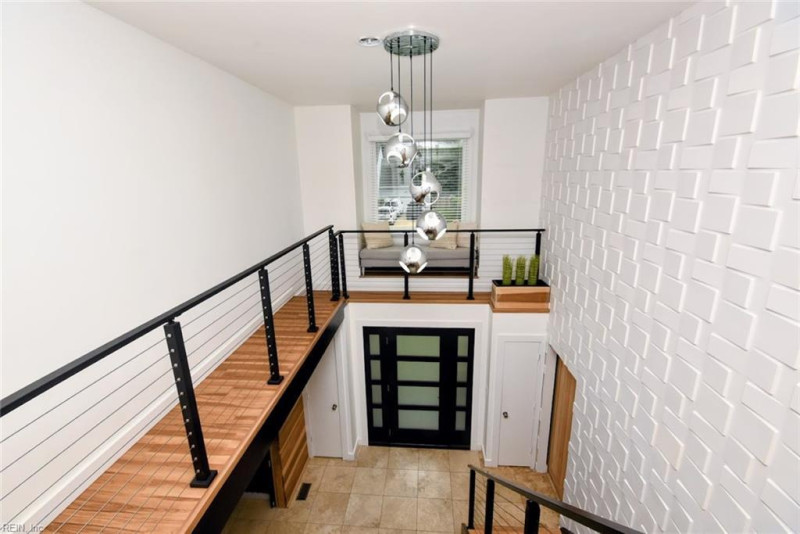 Photo 11 of 30 residential for sale in Virginia Beach virginia