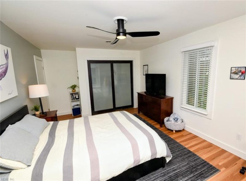 Photo 17 of 30 residential for sale in Virginia Beach virginia
