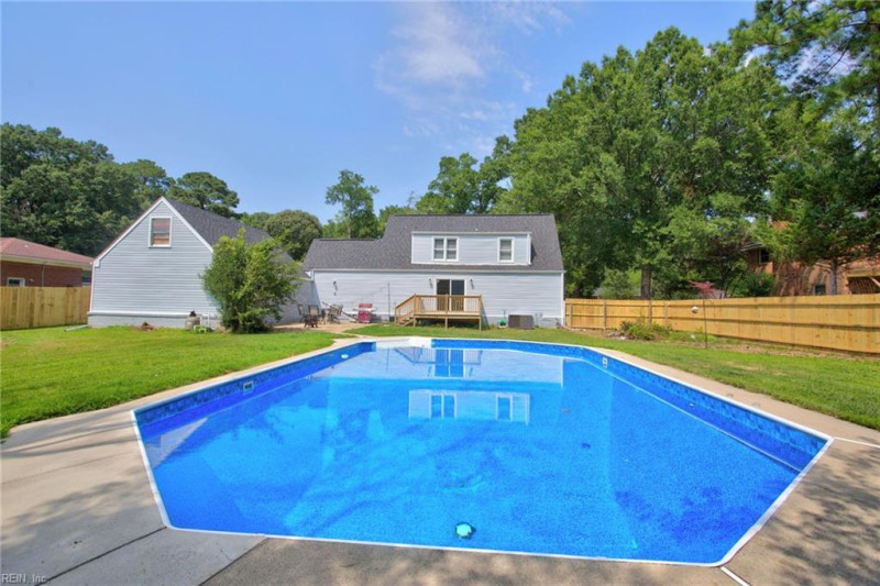 Photo 33 of 44 residential for sale in Norfolk virginia Photo 33 of 44 residential for sale in Norfolk virginia