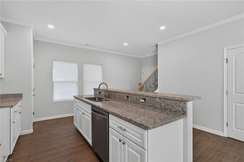 Photo 17 of 33 residential for sale in Suffolk virginia