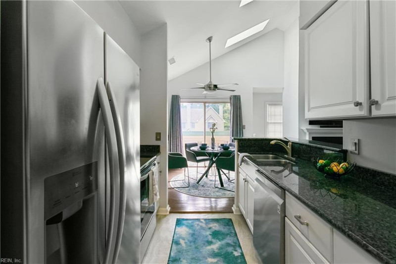 Photo 18 of 33 residential for sale in Hampton virginia