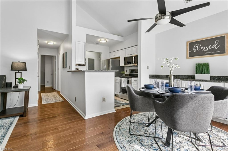 Photo 6 of 33 residential for sale in Hampton virginia