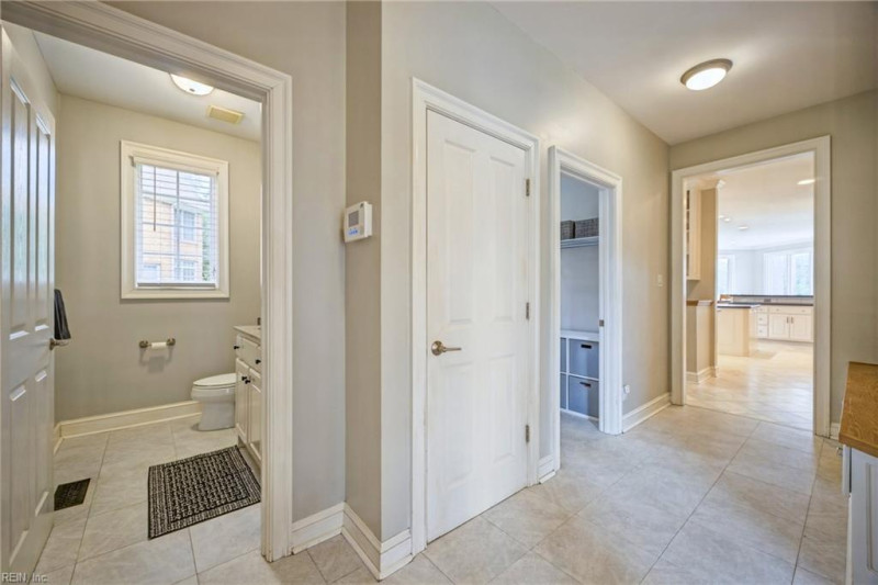 Photo 36 of 50 residential for sale in Chesapeake virginia Photo 36 of 50 residential for sale in Chesapeake virginia