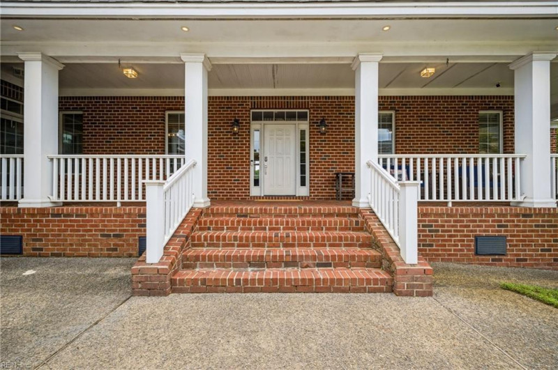 Photo 4 of 50 residential for sale in Chesapeake virginia Photo 4 of 50 residential for sale in Chesapeake virginia