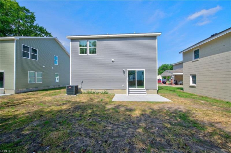 Photo 6 of 35 residential for sale in Suffolk virginia