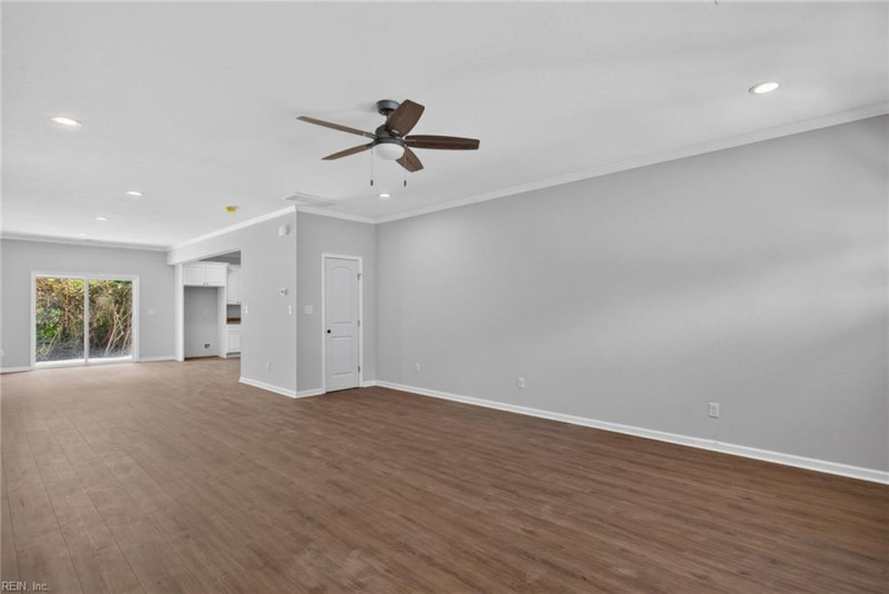 Photo 8 of 35 residential for sale in Suffolk virginia