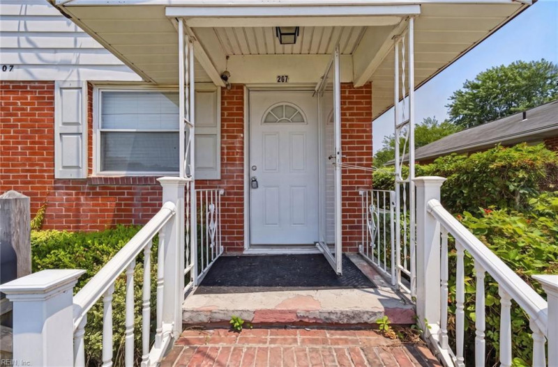 Photo 4 of 17 residential for sale in Hampton virginia Photo 4 of 17 residential for sale in Hampton virginia