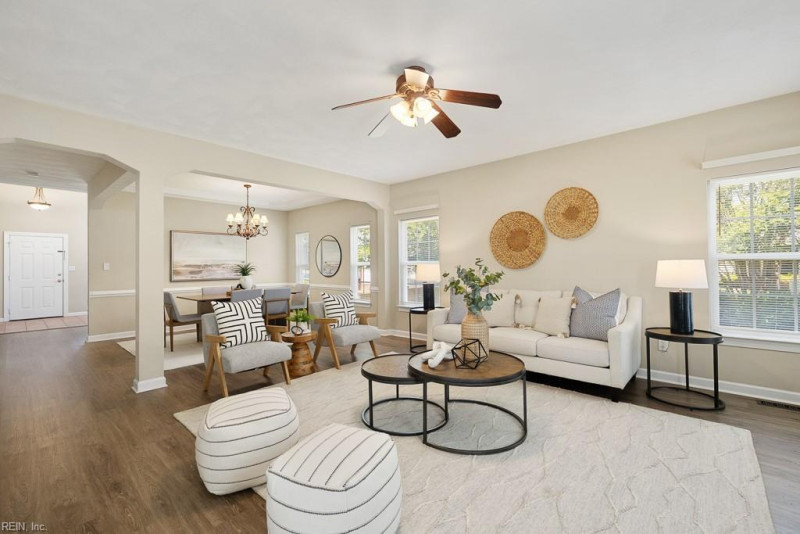 Photo 13 of 50 residential for sale in Chesapeake virginia