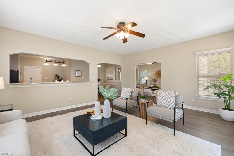 Photo 19 of 50 residential for sale in Chesapeake virginia