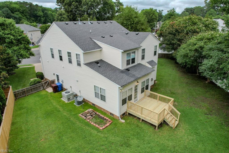 Photo 3 of 50 residential for sale in Chesapeake virginia