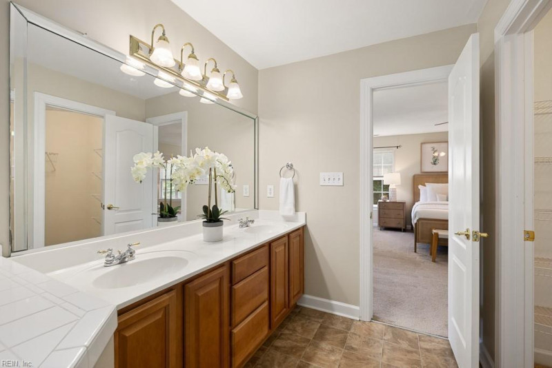 Photo 36 of 50 residential for sale in Chesapeake virginia
