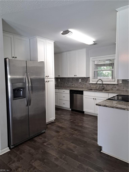 Photo 5 of 25 residential for sale in Chesapeake virginia Photo 5 of 25 residential for sale in Chesapeake virginia