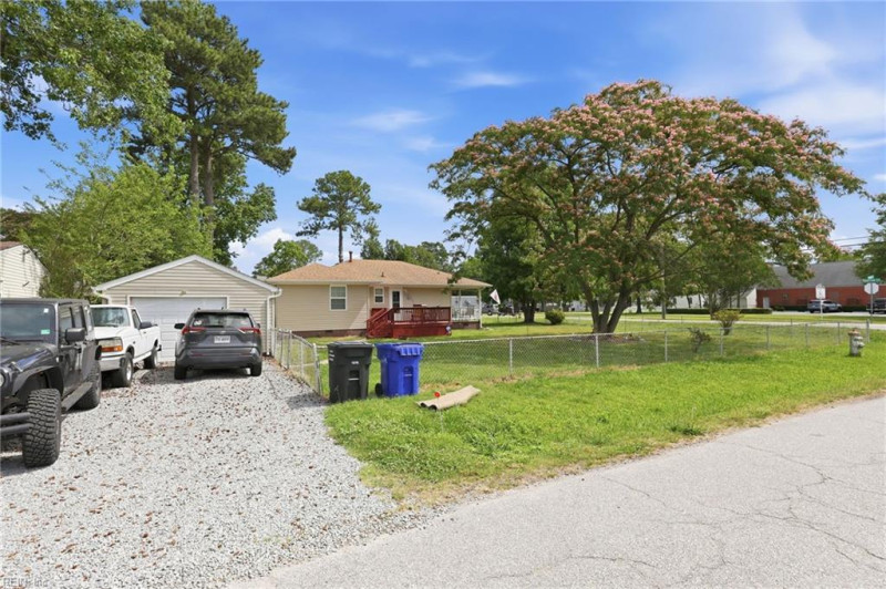 Photo 36 of 37 residential for sale in Portsmouth virginia Photo 36 of 37 residential for sale in Portsmouth virginia