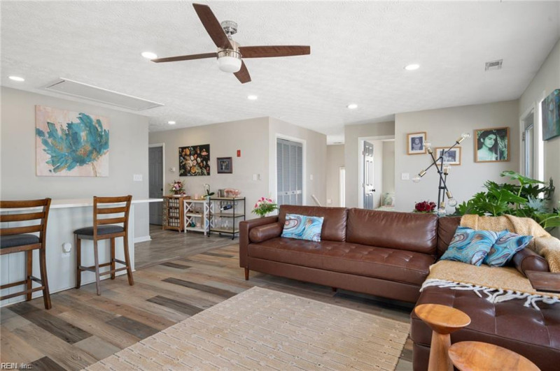 Photo 21 of 41 residential for sale in Hampton virginia