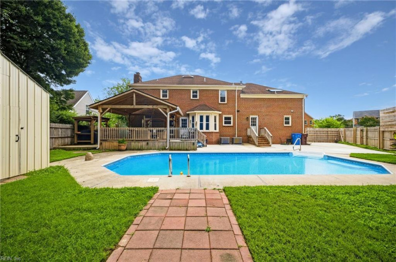 Photo 31 of 37 residential for sale in Chesapeake virginia Photo 31 of 37 residential for sale in Chesapeake virginia