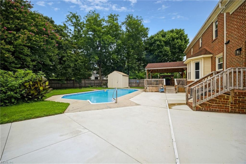 Photo 32 of 37 residential for sale in Chesapeake virginia Photo 32 of 37 residential for sale in Chesapeake virginia