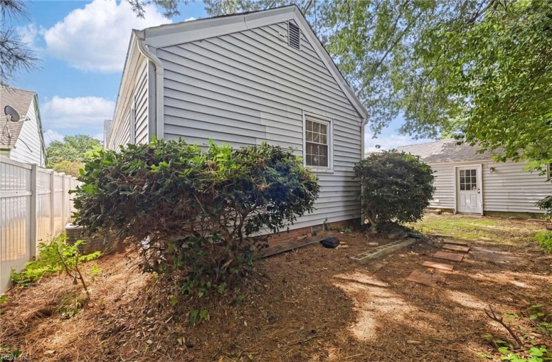 Photo 28 of 38 residential for sale in Norfolk virginia Photo 28 of 38 residential for sale in Norfolk virginia