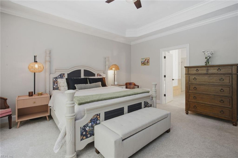 Photo 20 of 46 residential for sale in Chesapeake virginia