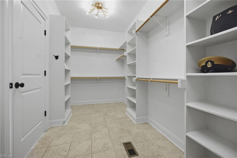 Photo 25 of 46 residential for sale in Chesapeake virginia