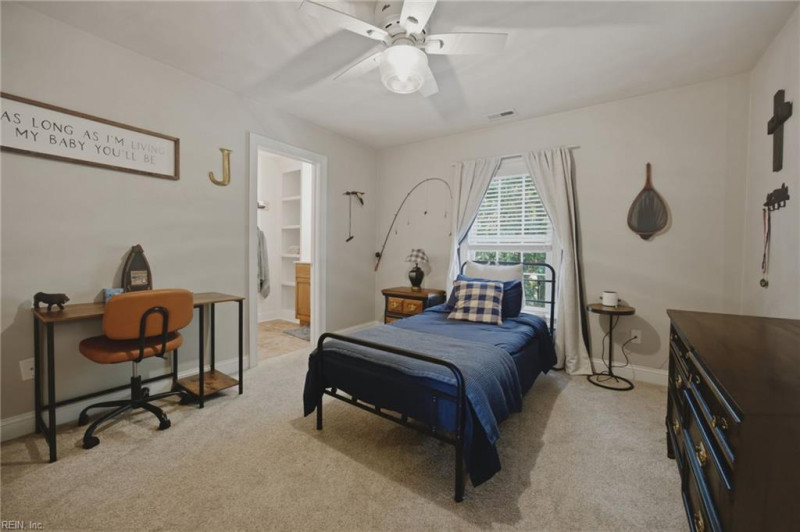 Photo 32 of 46 residential for sale in Chesapeake virginia
