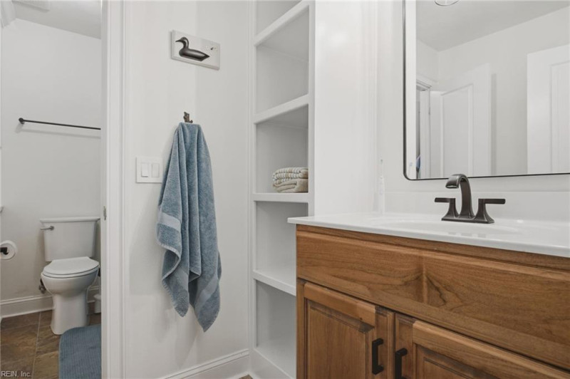 Photo 33 of 46 residential for sale in Chesapeake virginia